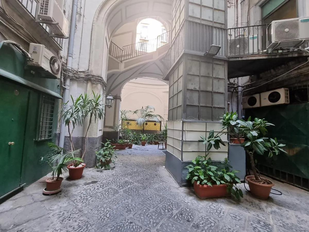 Bed and breakfast Barbaja Suites In Street Toledo 205 Nápoles Italia