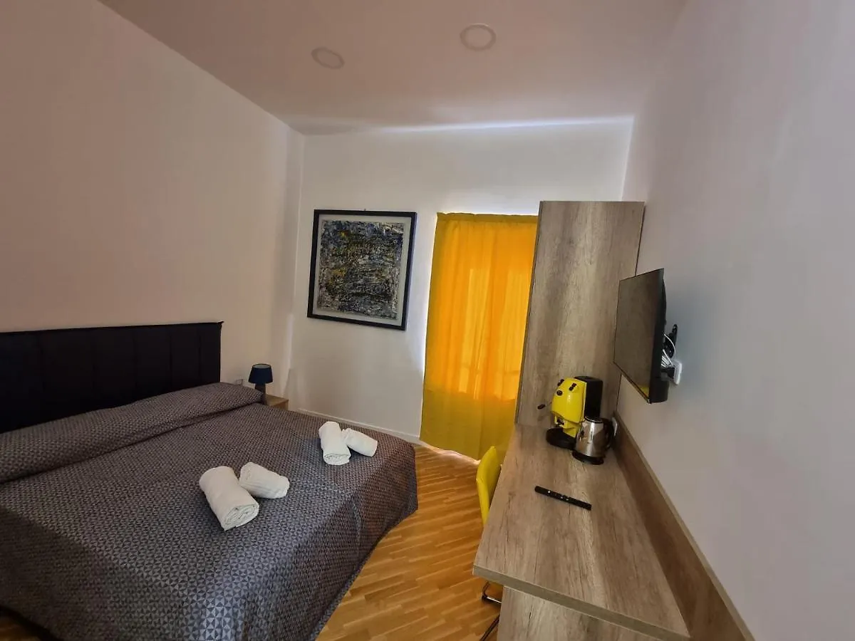 Barbaja Suites In Street Toledo 205 Naples Bed & Breakfast
